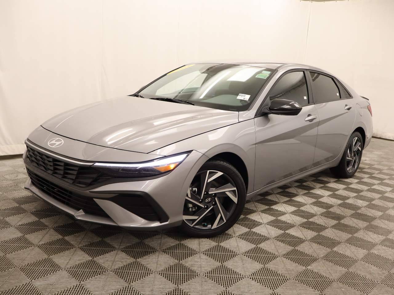 2025 Hyundai Elantra SEL Sport — Sedan — 7,727 mi — Scottsdale, AZ
