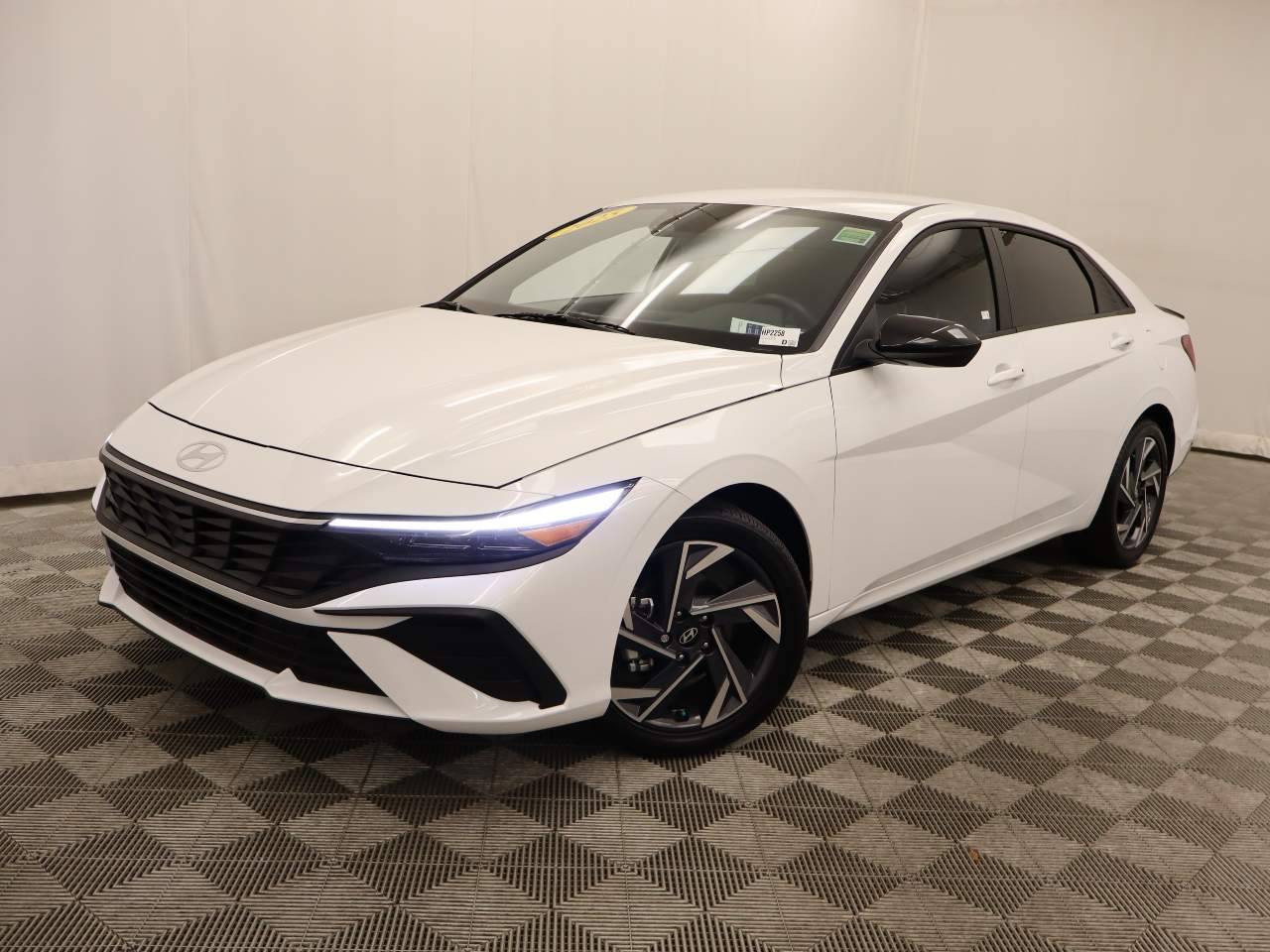 2025 Hyundai Elantra SEL Sport — Sedan — 3,765 mi — Scottsdale, AZ