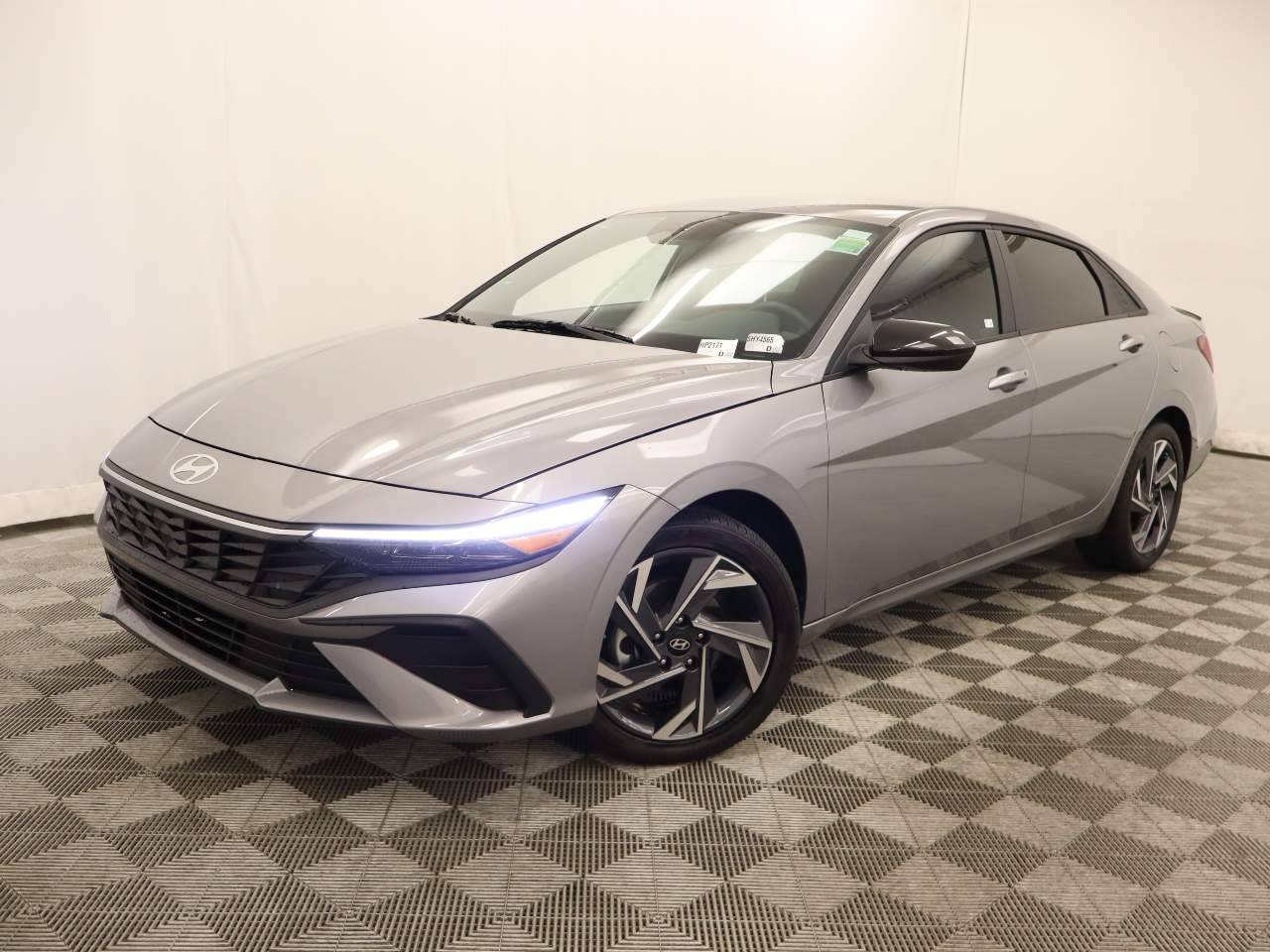 2025 Hyundai Elantra SEL Sport — Sedan — 3,533 mi — Scottsdale, AZ