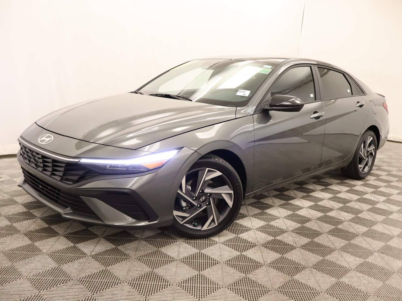 2025 Hyundai Elantra SEL Sport — Sedan — 5,027 mi — Scottsdale, AZ