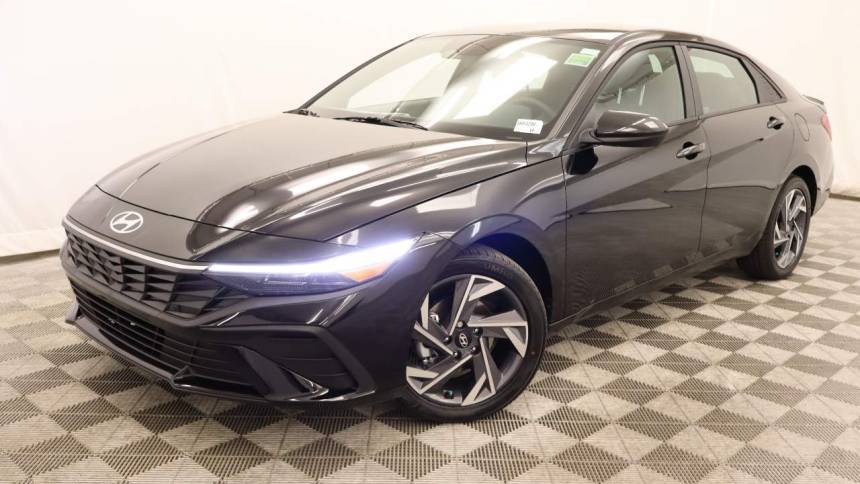 2025 Hyundai Elantra SEL Sport — Sedan — 3,027 mi — Scottsdale, AZ