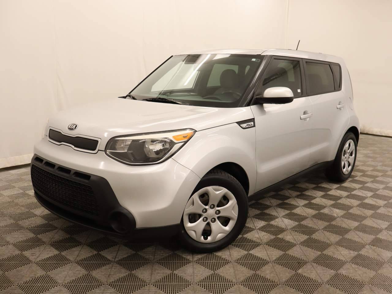2015 Kia Soul Base — Hatchback — 112,100 mi — Scottsdale, AZ