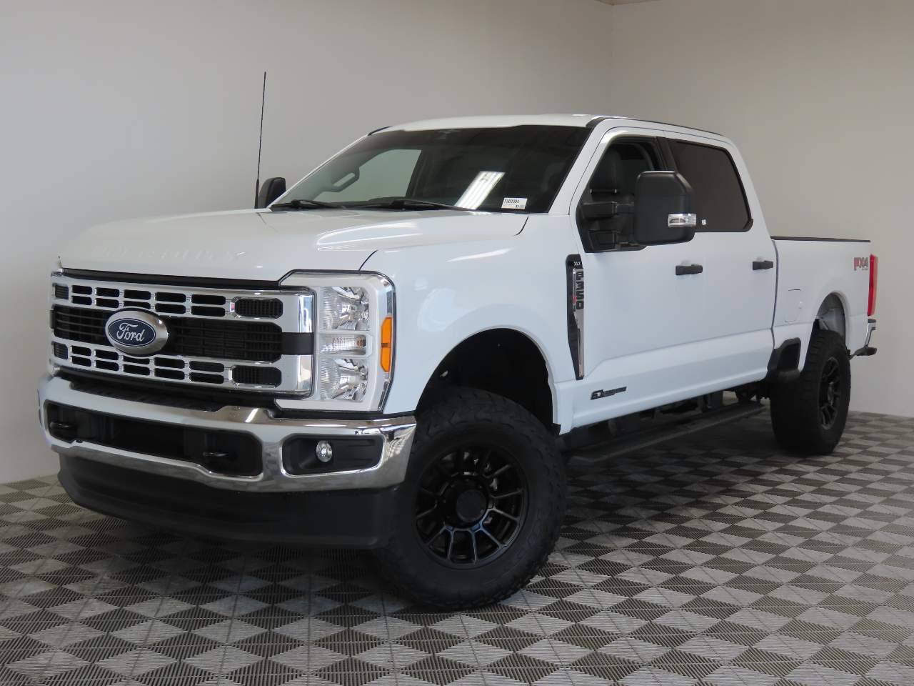 2023 Ford Super Duty F-350 XLT — Pickup Truck — 38,346 mi — Scottsdale, AZ