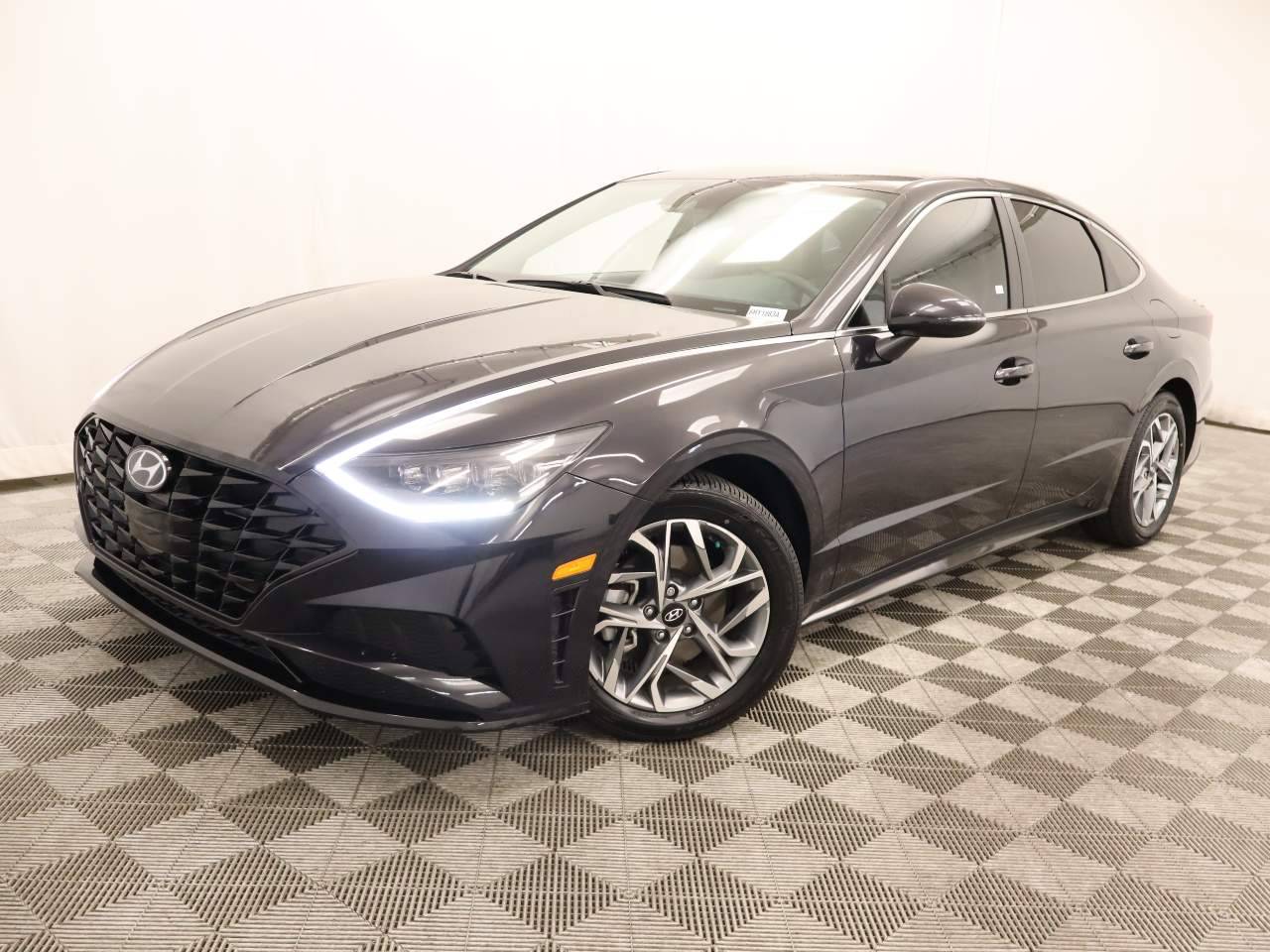 2023 Hyundai Sonata SEL — Sedan — 58,555 mi — Scottsdale, AZ