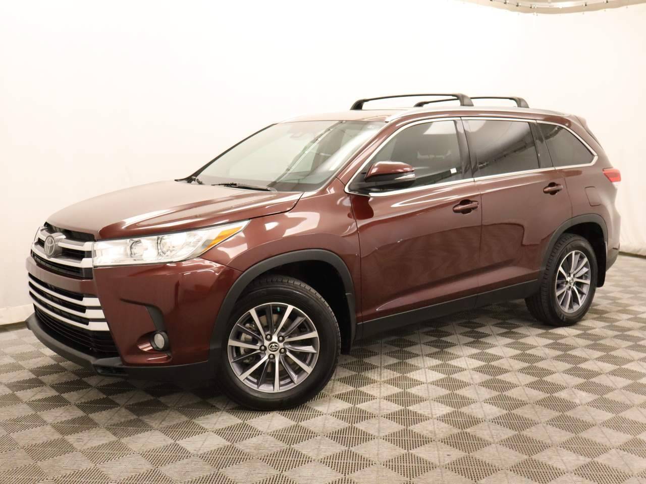 2019 Toyota Highlander XLE — SUV — 84,566 mi — Scottsdale, AZ