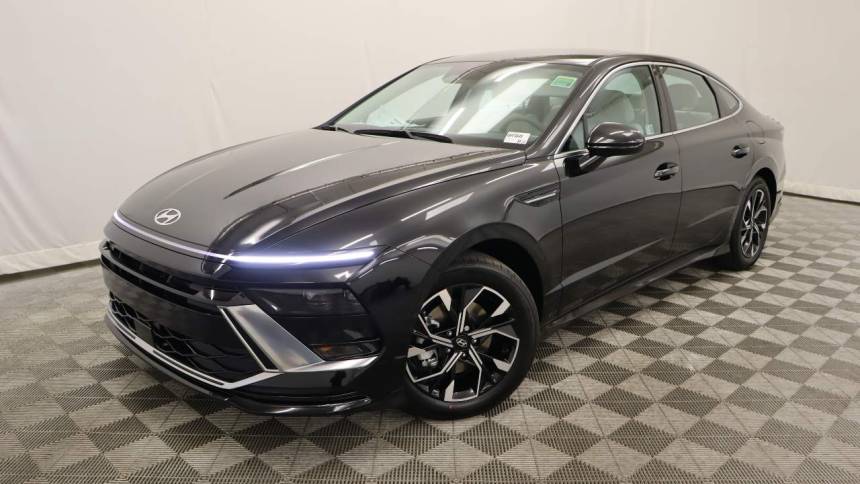 2024 Hyundai Sonata SEL — Sedan — 3,735 mi — Scottsdale, AZ