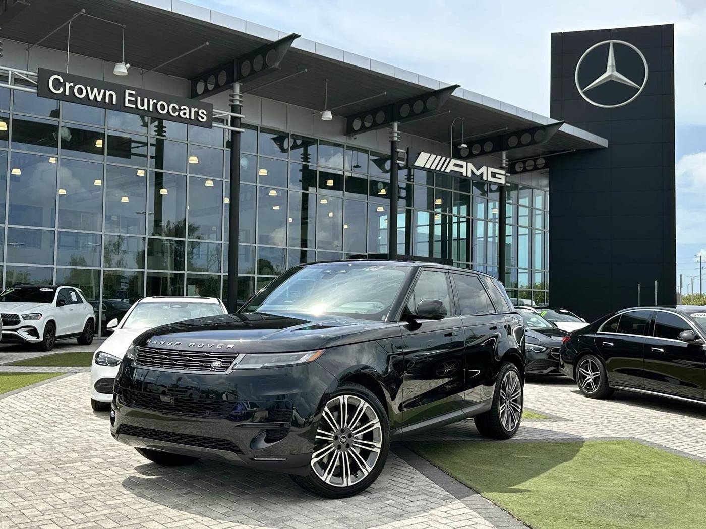 2024 Land Rover Range Rover Sport SE — SUV — 10,735 mi — Pinellas Park, FL