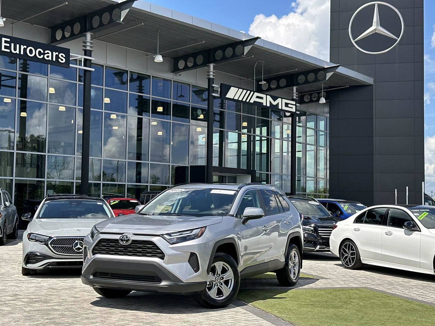 2025 Toyota RAV4 XLE — SUV — 4,761 mi — Pinellas Park, FL