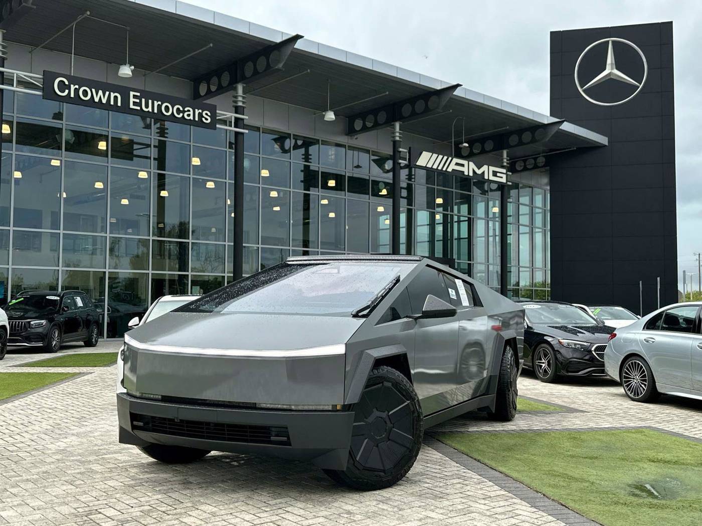 2024 Tesla Cybertruck Cyberbeast — Pickup Truck — 13,671 mi — Pinellas Park, FL