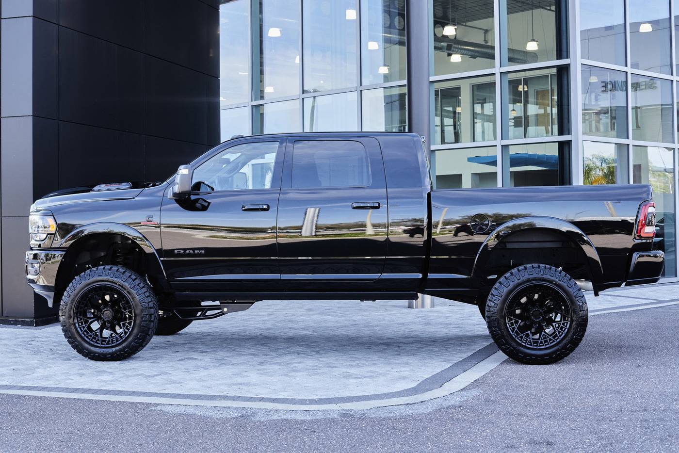 2023 Ram 3500 Limited — Pickup Truck — 3,003 mi — Pinellas Park, FL