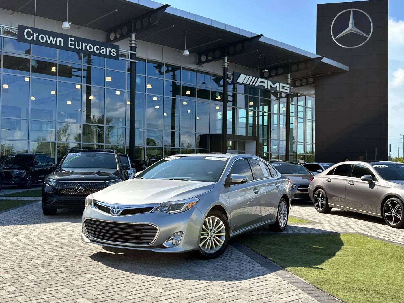 2015 Toyota Avalon Hybrid Limited — Sedan — 86,224 mi — Pinellas Park, FL