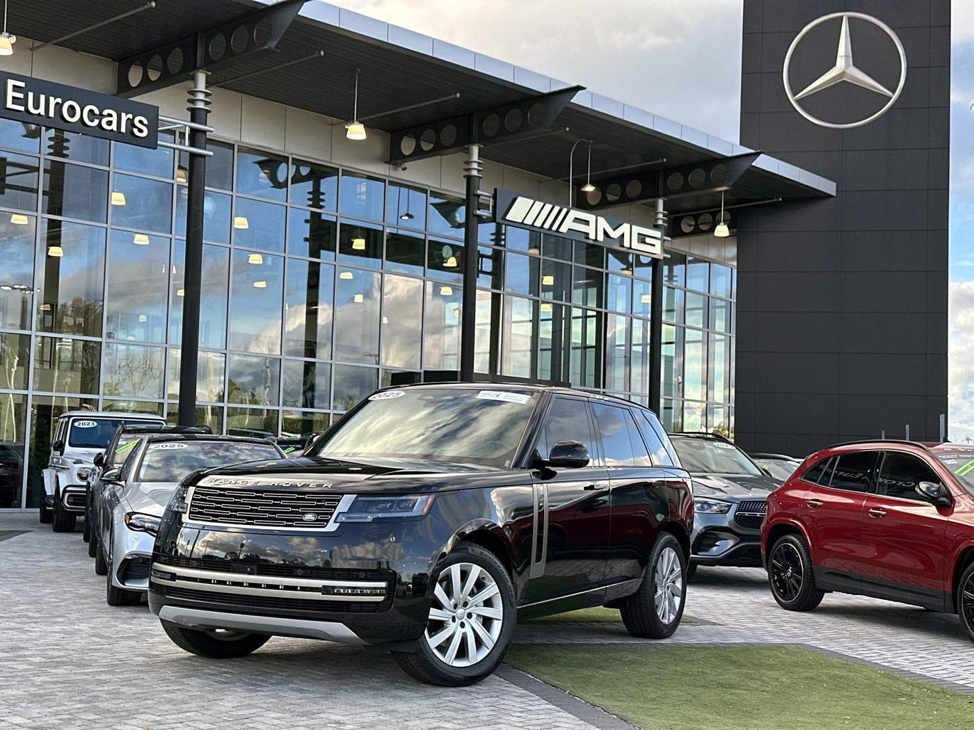 2025 Land Rover Range Rover SE — SUV — 3,257 mi — Pinellas Park, FL