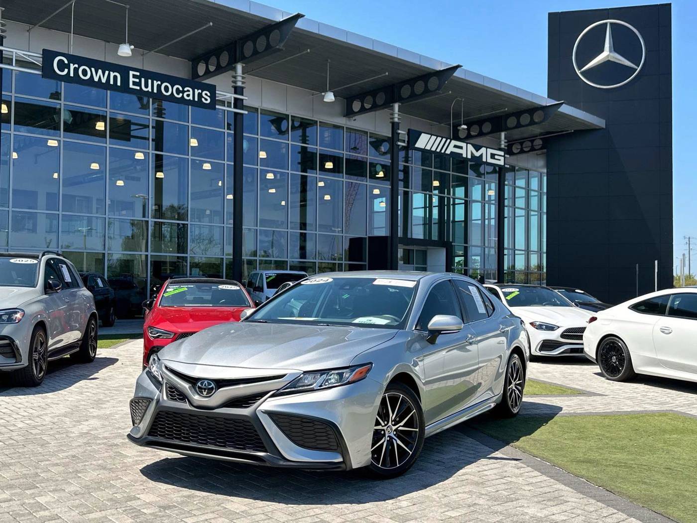2024 Toyota Camry SE — Sedan — 11,377 mi — Pinellas Park, FL