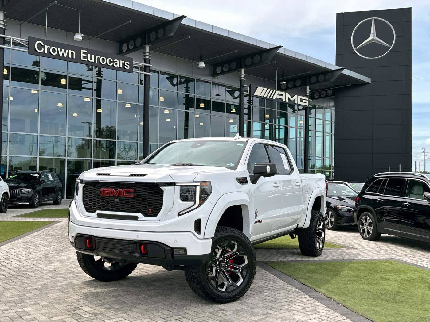 2024 GMC Sierra 1500 AT4 — Pickup Truck — 10,995 mi — Pinellas Park, FL