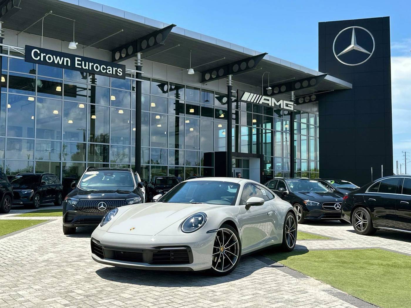 2021 Porsche 911 Carrera — Coupe — 17,687 mi — Pinellas Park, FL