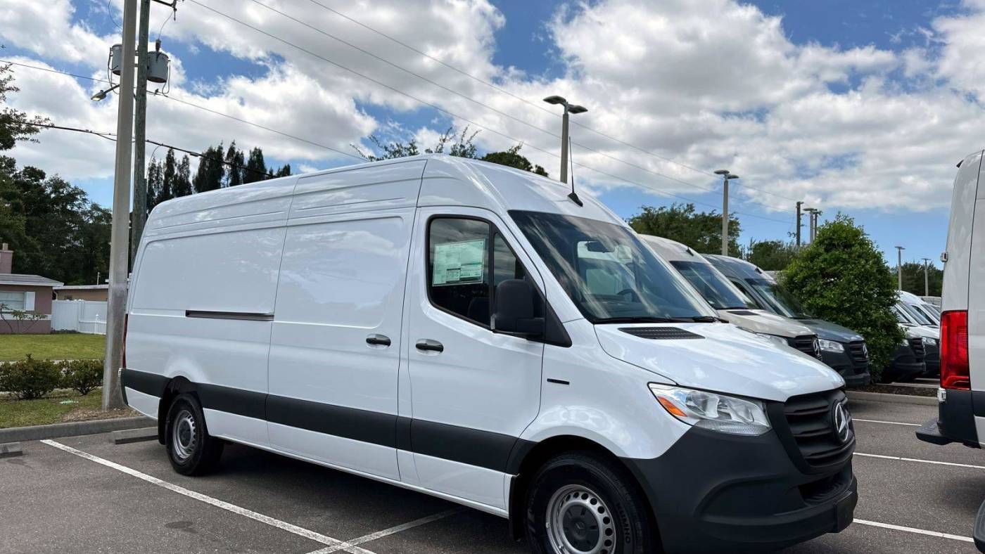2024 Mercedes-Benz eSprinter Cargo Van 2500 — Cargo Van — 16 mi — Pinellas Park, FL