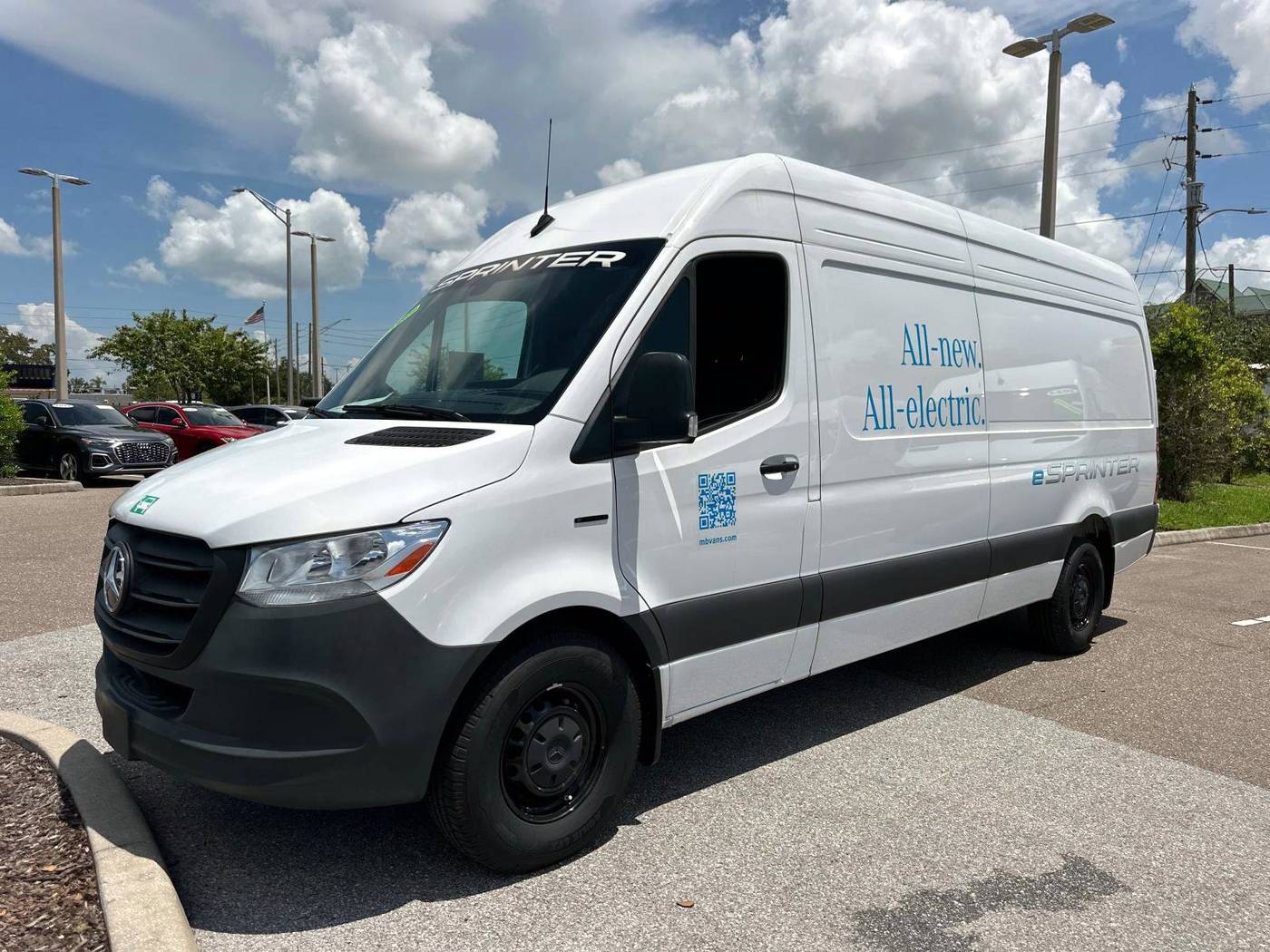 2024 Mercedes-Benz eSprinter Cargo Van 2500 — Cargo Van — 208 mi — Pinellas Park, FL