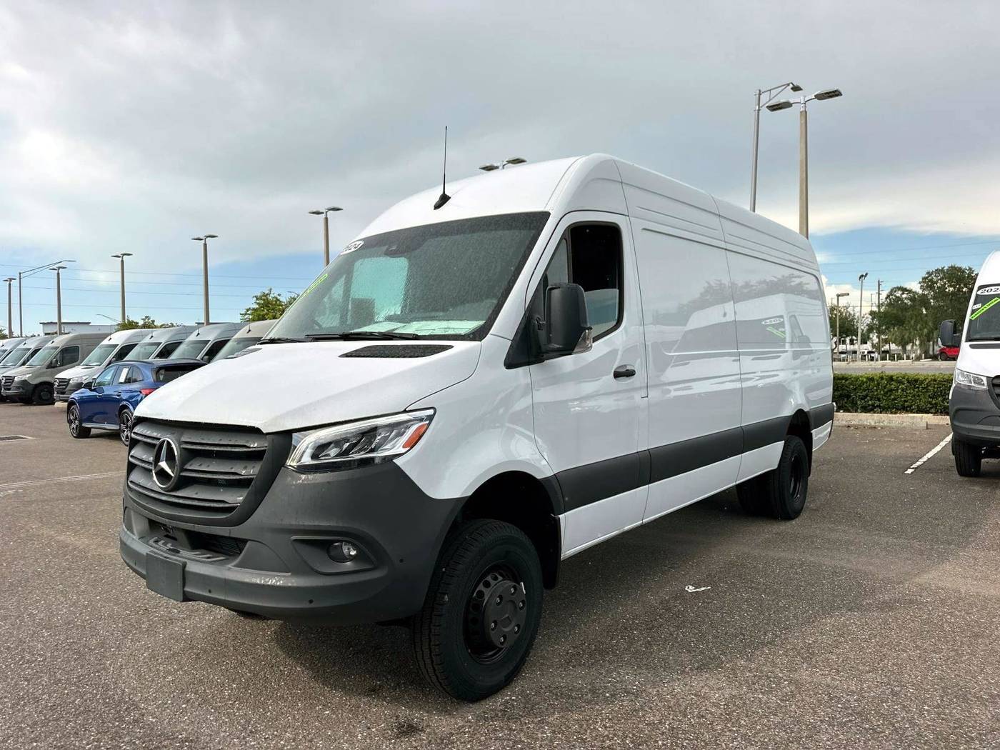 2024 Mercedes-Benz Sprinter Cargo Van 3500XD — Cargo Van — 8 mi — Pinellas Park, FL