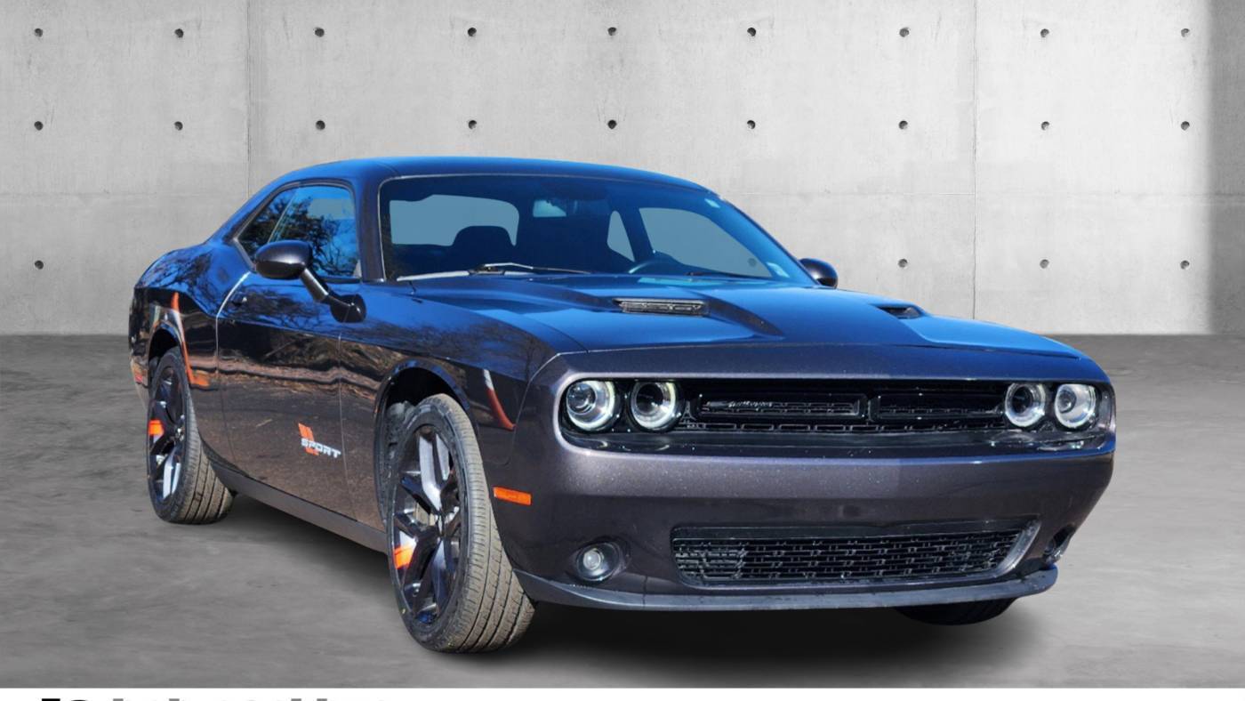 2022 Dodge Challenger SXT — Coupe — 24,285 mi — Colorado Springs, CO