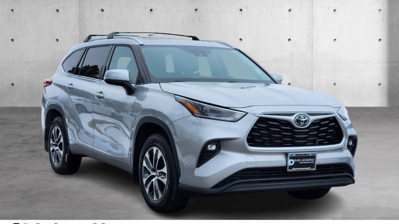 2021 Toyota Highlander XLE — SUV — 49,199 mi — Colorado Springs, CO