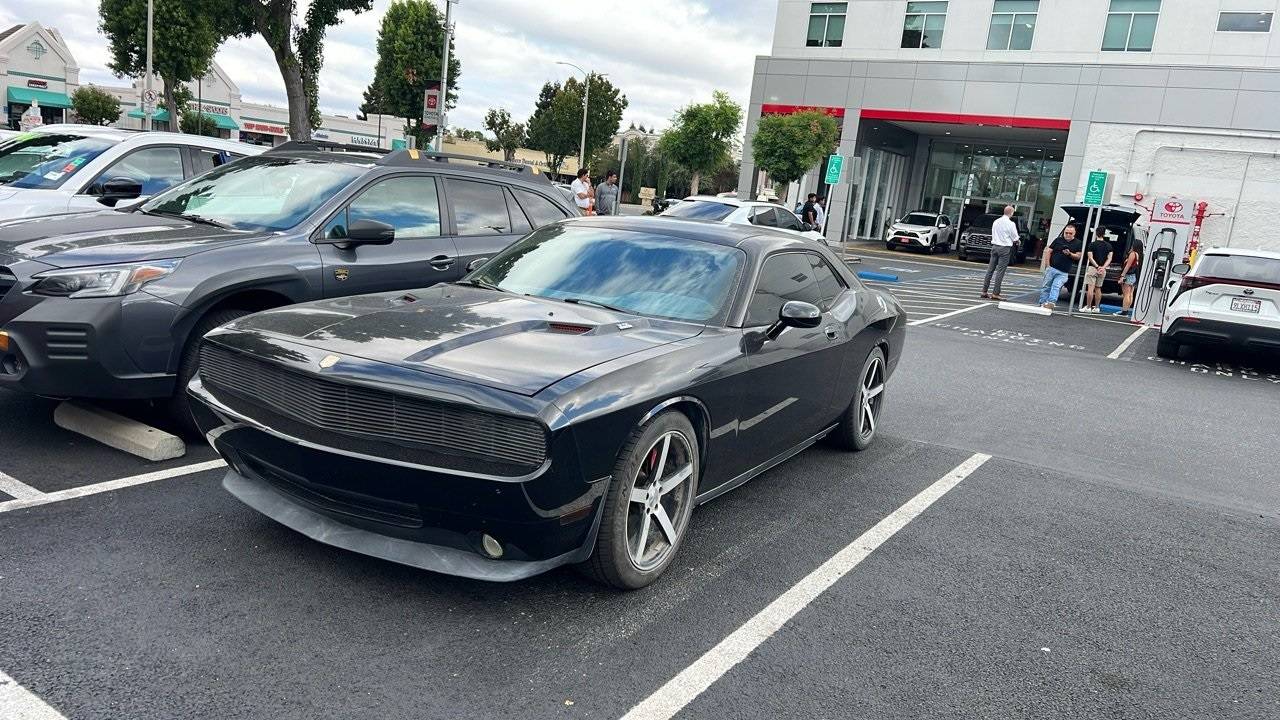 2010 Dodge Challenger SE — Coupe — 68,462 mi — Sunnyvale, CA