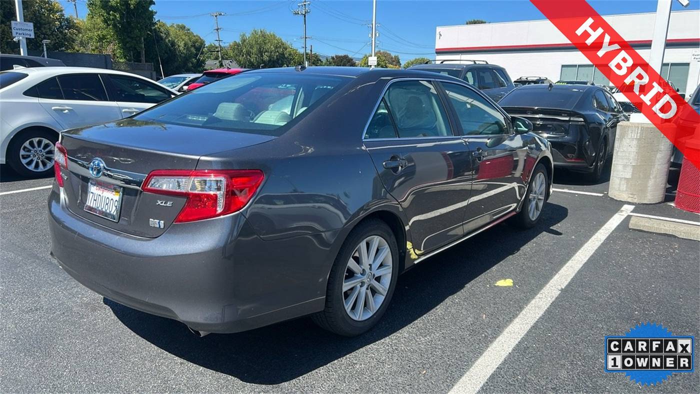 2014 Toyota Camry Hybrid XLE — Sedan — 64,285 mi — Sunnyvale, CA