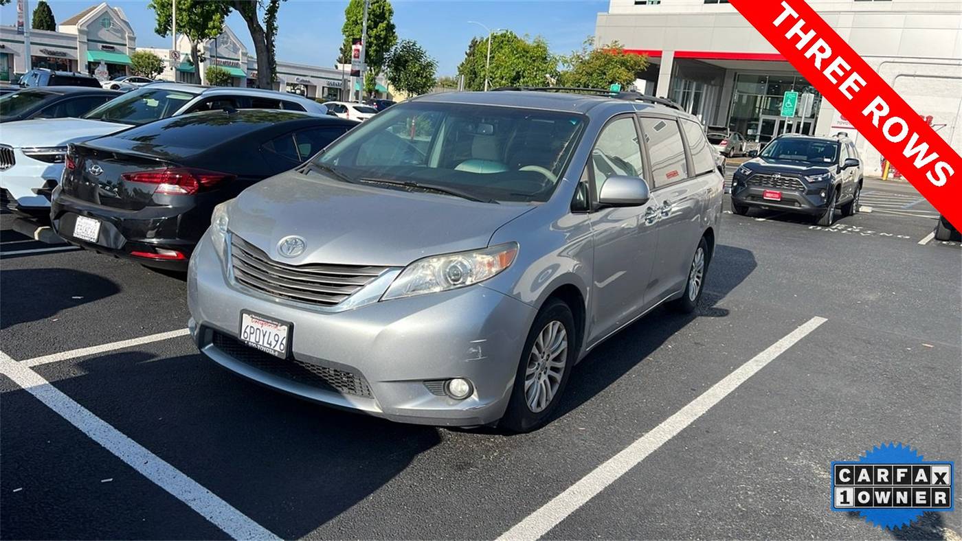 2011 Toyota Sienna XLE — Minivan — 114,239 mi — Sunnyvale, CA