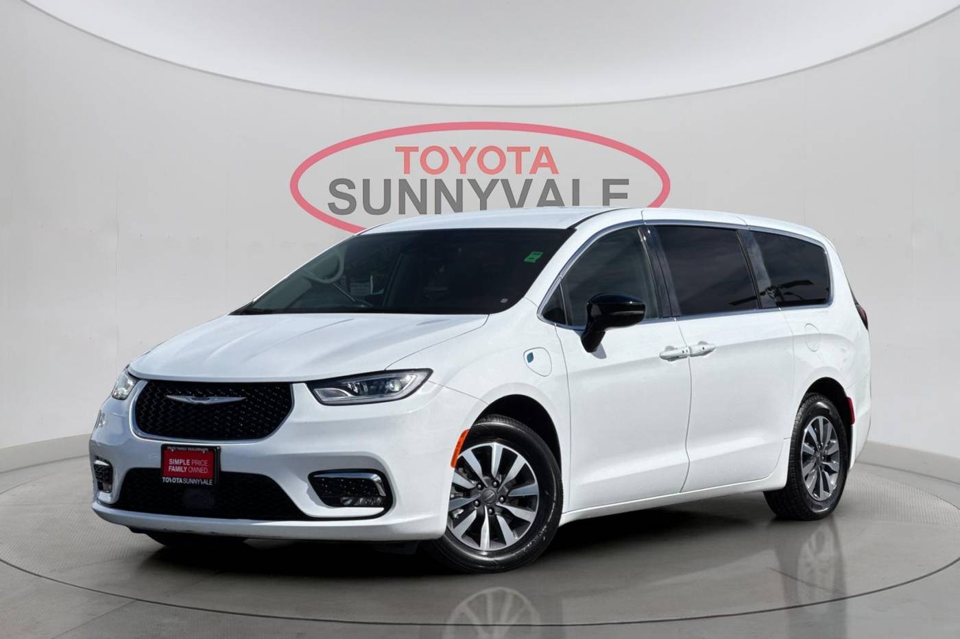 2024 Chrysler Pacifica Hybrid Select — Minivan — 19,833 mi — Sunnyvale, CA
