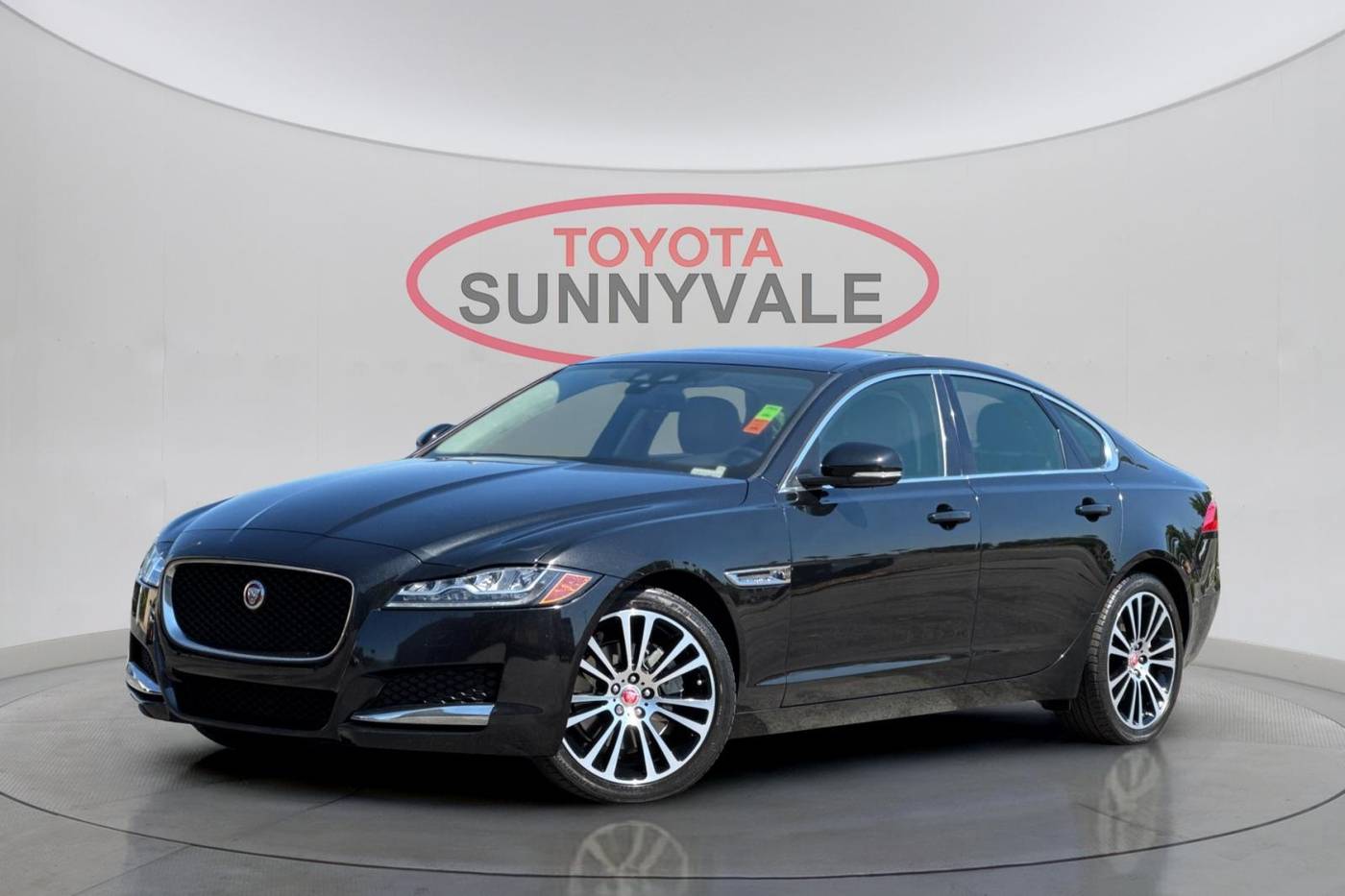 2020 Jaguar XF Prestige — Sedan — 21,629 mi — Sunnyvale, CA