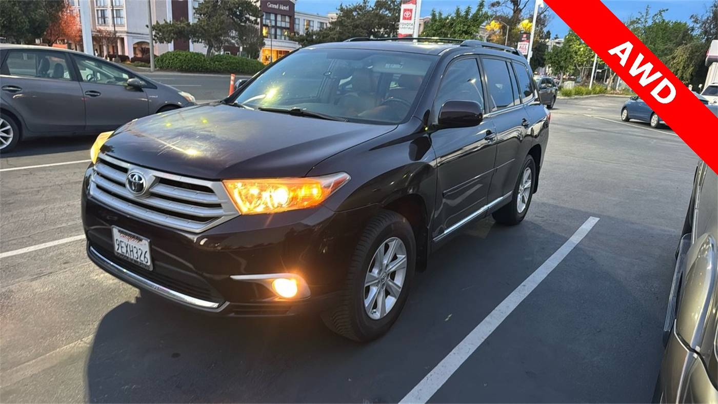 2013 Toyota Highlander Plus V6 — SUV — 125,334 mi — Sunnyvale, CA