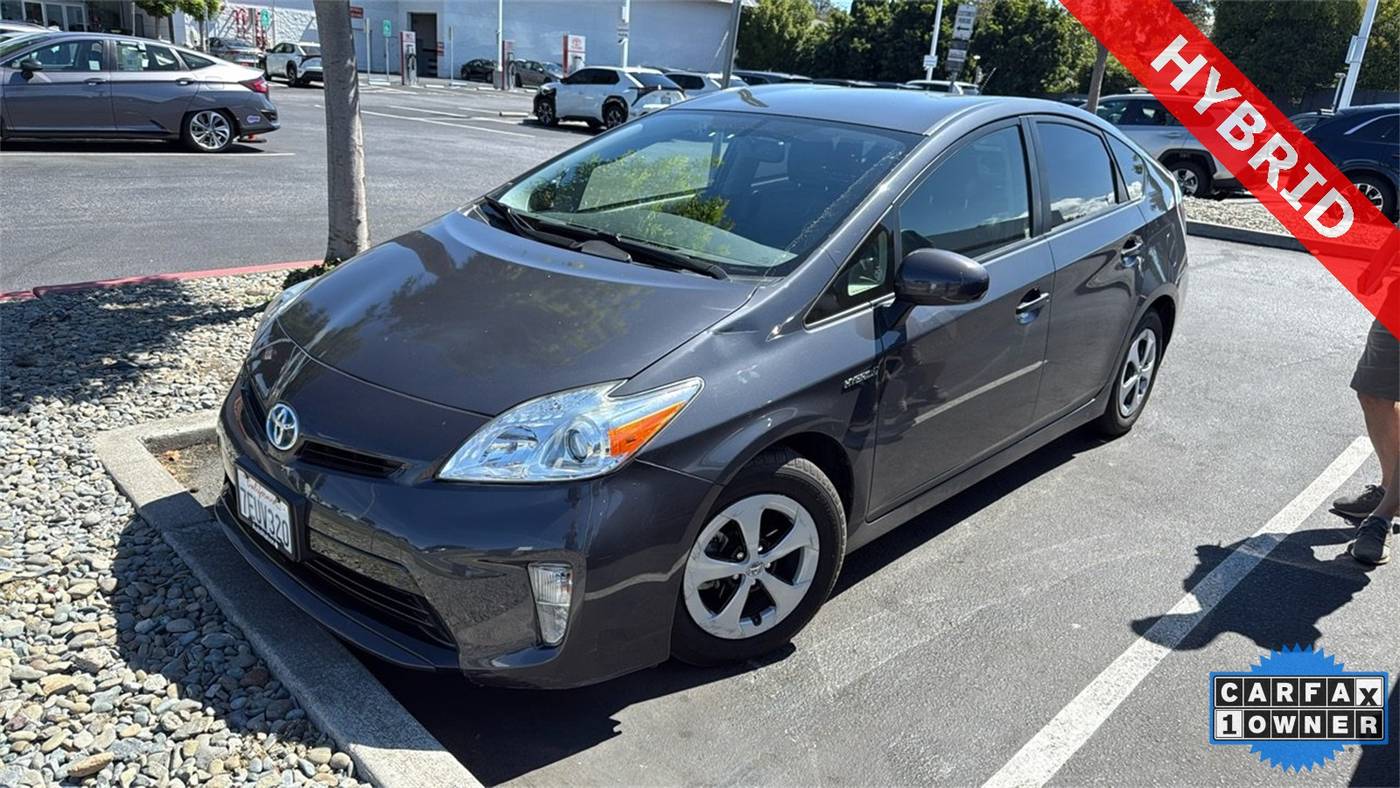2014 Toyota Prius Four — Sedan — 83,194 mi — Sunnyvale, CA