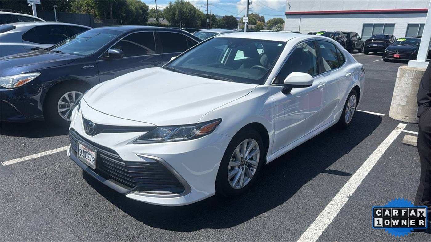 2024 Toyota Camry LE — Sedan — 25,175 mi — Sunnyvale, CA