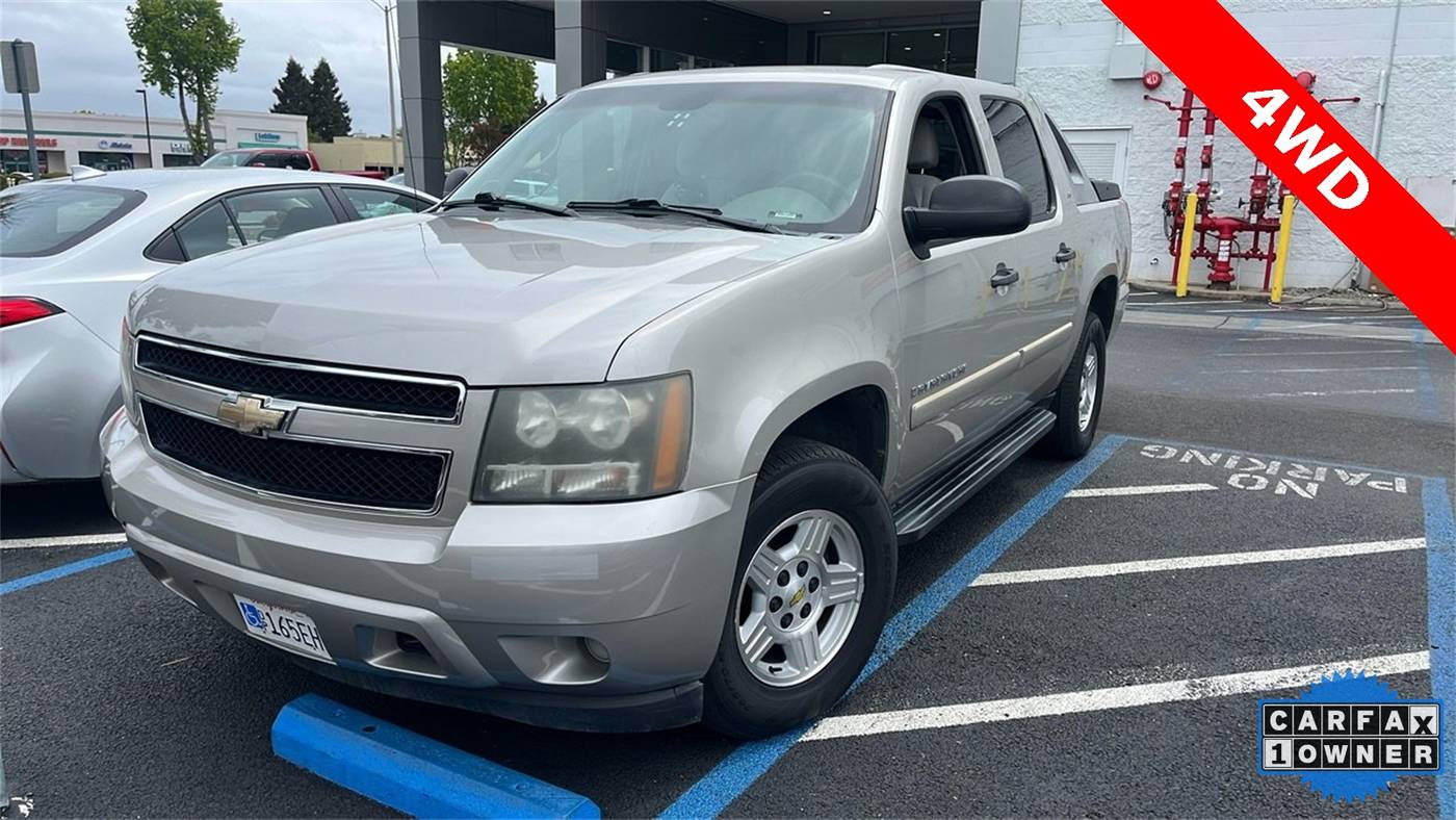 2008 Chevrolet Avalanche LS — Pickup Truck — 90,953 mi — Sunnyvale, CA