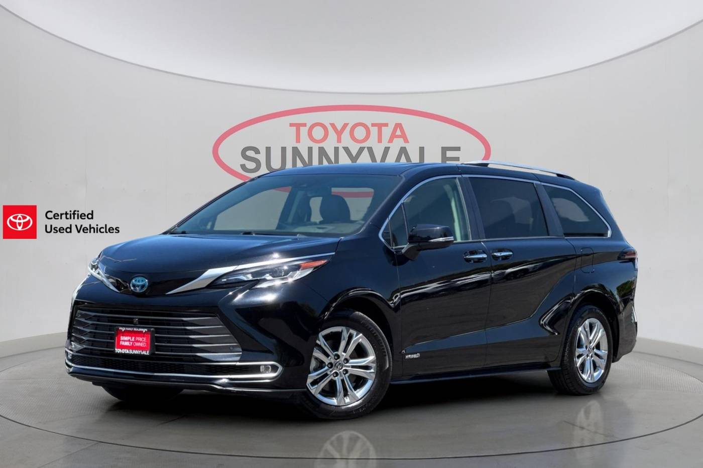 2021 Toyota Sienna Platinum — Minivan — 66,123 mi — Sunnyvale, CA