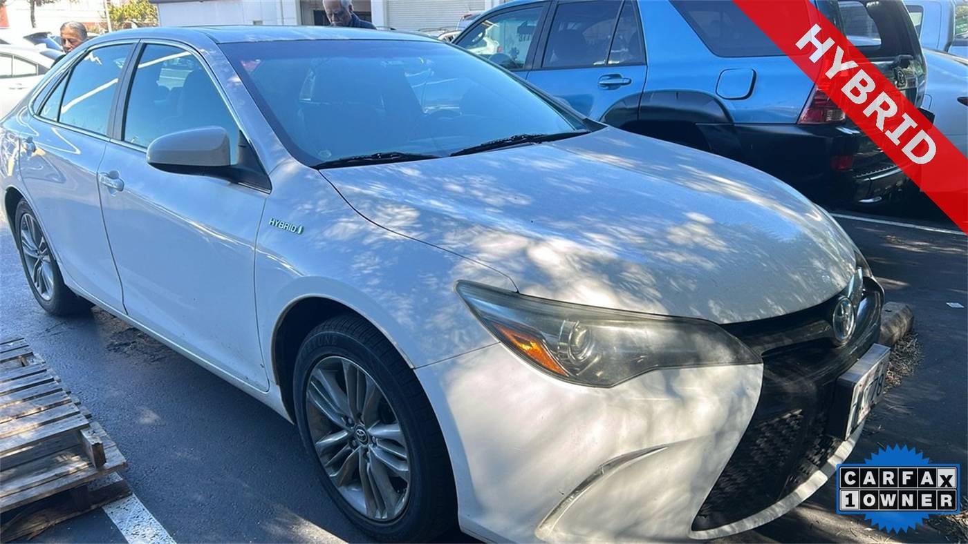 2015 Toyota Camry Hybrid SE — Sedan — 97,456 mi — Sunnyvale, CA