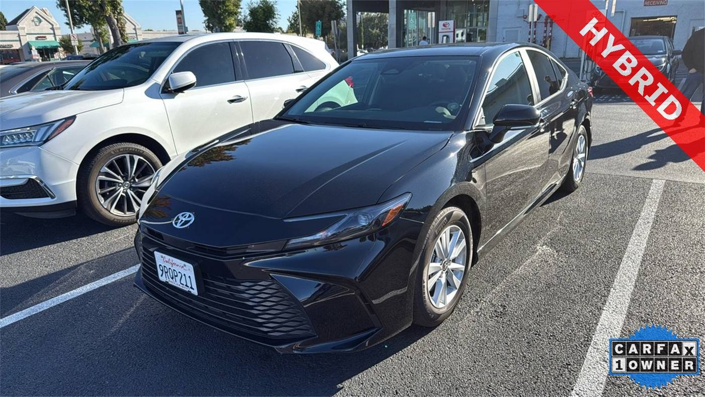 2025 Toyota Camry Hybrid LE — Sedan — 39,803 mi — Sunnyvale, CA