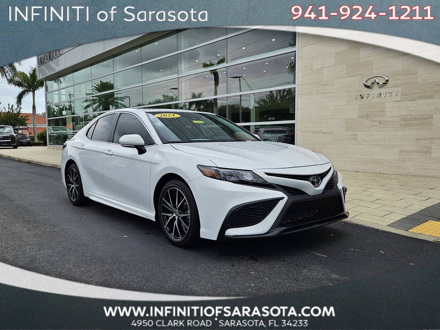 2024 Toyota Camry SE — Sedan — 6,263 mi — Sarasota, FL