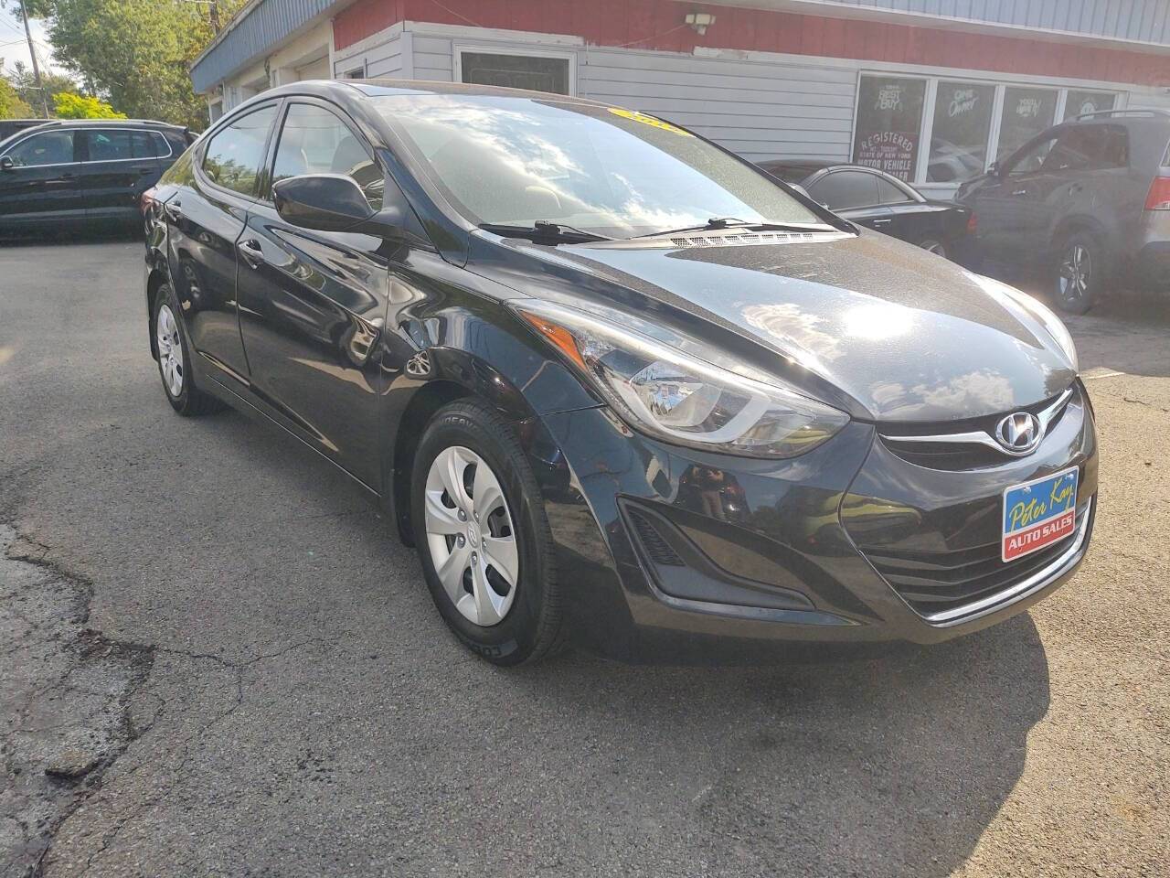 2016 Hyundai Elantra SE — Sedan — 126,139 mi — Alden, NY