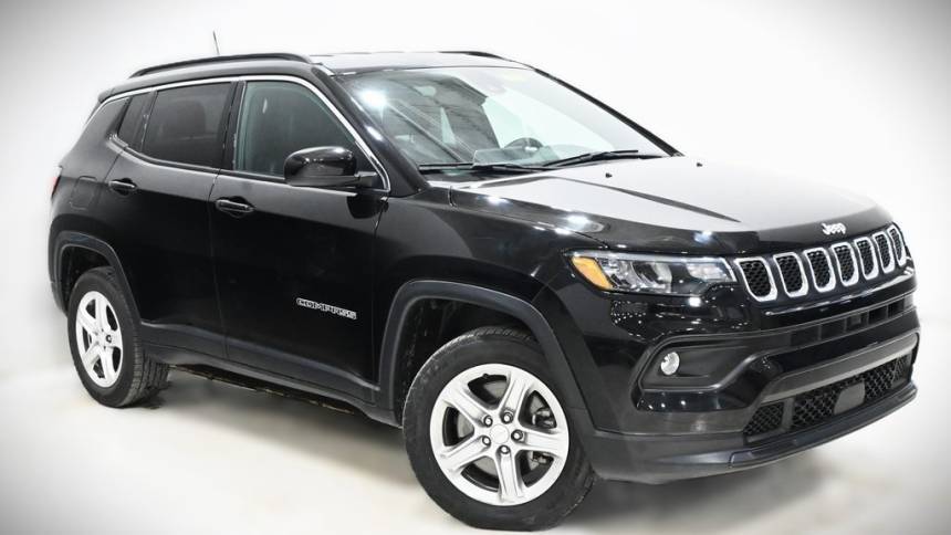 2023 Jeep Compass Latitude — SUV — 44,438 mi — Lansing, IL