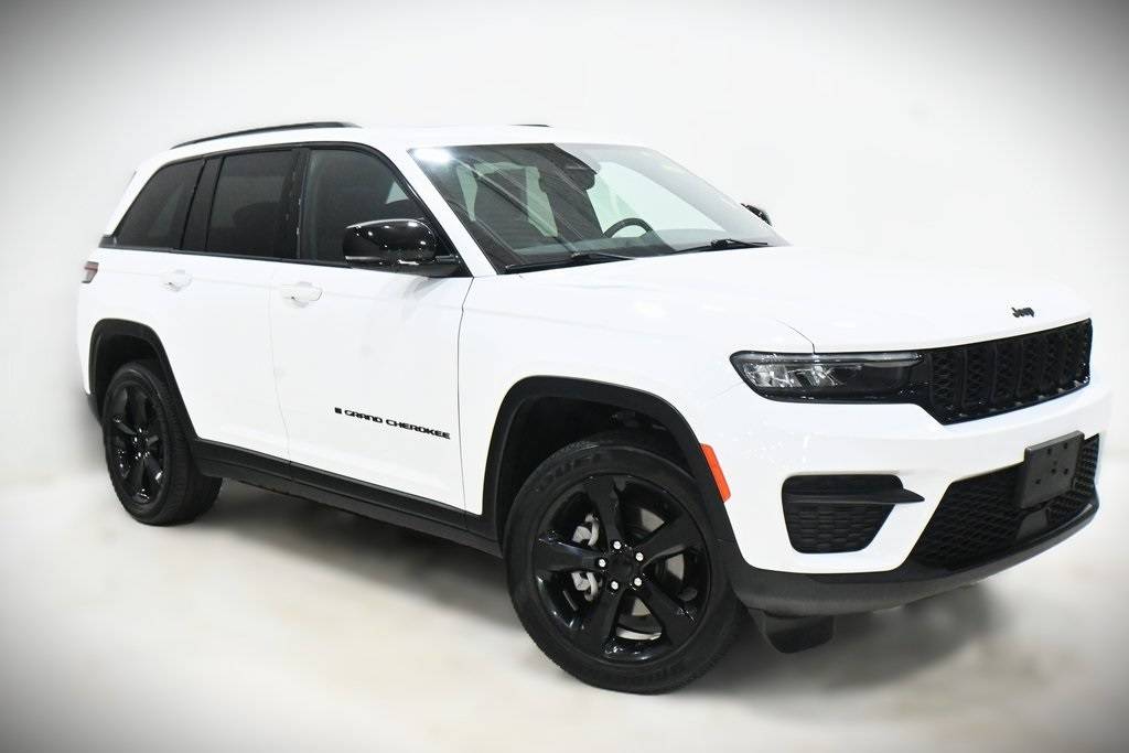 2023 Jeep Grand Cherokee Altitude — SUV — 48,990 mi — Lansing, IL