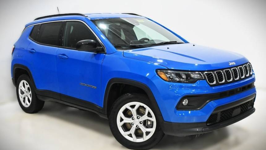 2024 Jeep Compass Latitude — SUV — 12,065 mi — Lansing, IL