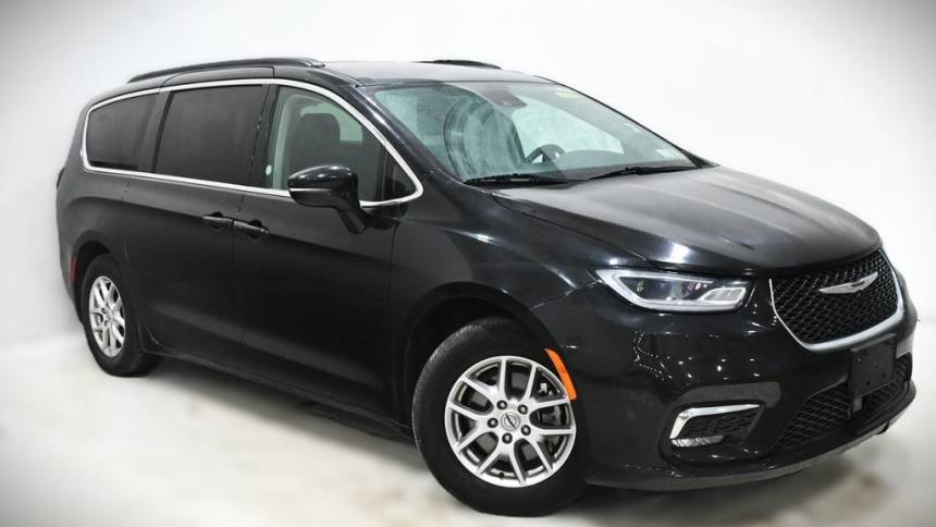 2022 Chrysler Pacifica Touring L — Minivan — 79,949 mi — Lansing, IL