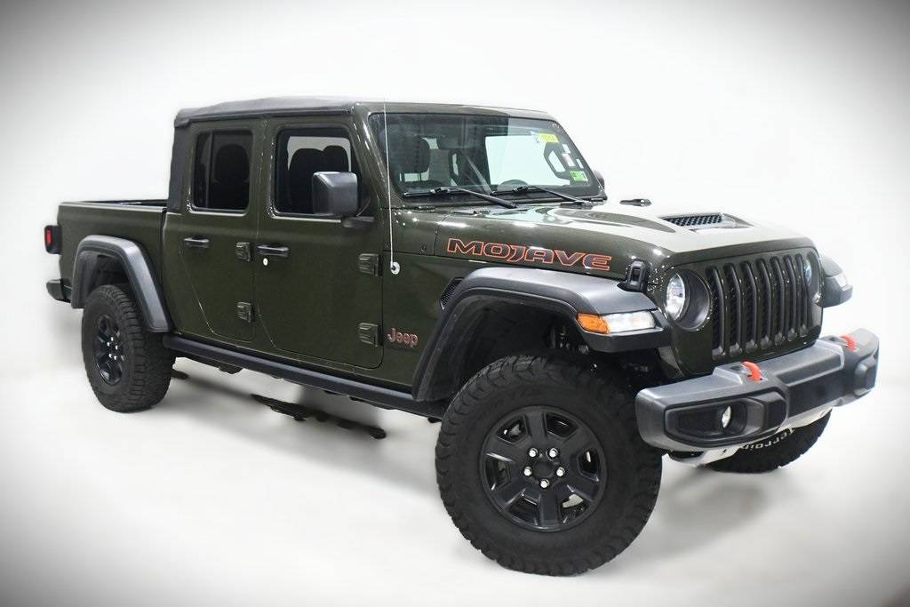 2023 Jeep Gladiator Mojave — Pickup Truck — 58,131 mi — Lansing, IL