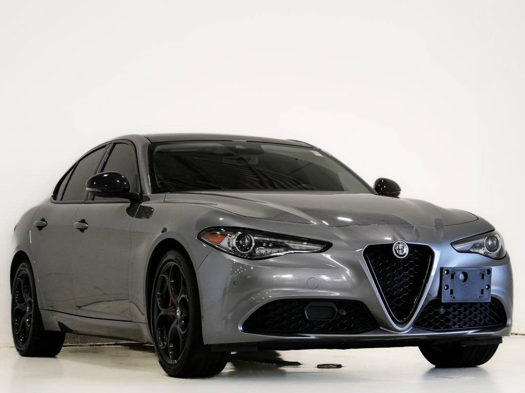 2019 Alfa Romeo Giulia Ti — Sedan — 61,305 mi — Lansing, IL
