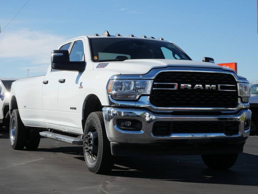 2024 Ram 3500 Big Horn — Pickup Truck — 97,811 mi — Lansing, IL