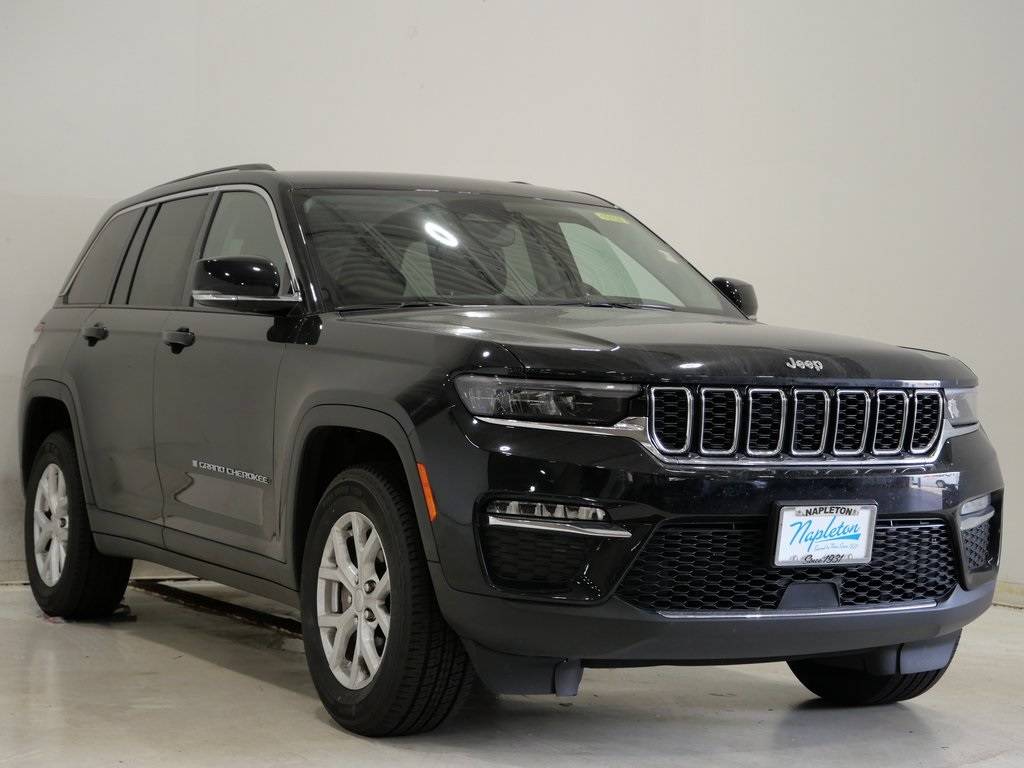 2024 Jeep Grand Cherokee Limited — SUV — 64,096 mi — Lansing, IL