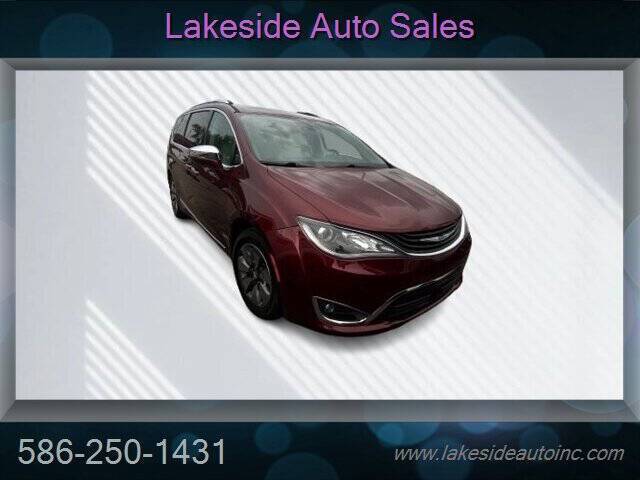 2017 Chrysler Pacifica Hybrid Platinum — Minivan — 160,308 mi — Clinton Township, MI