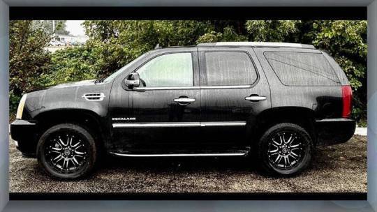 2011 Cadillac Escalade Standard — SUV — 181,228 mi — Clinton Township, MI