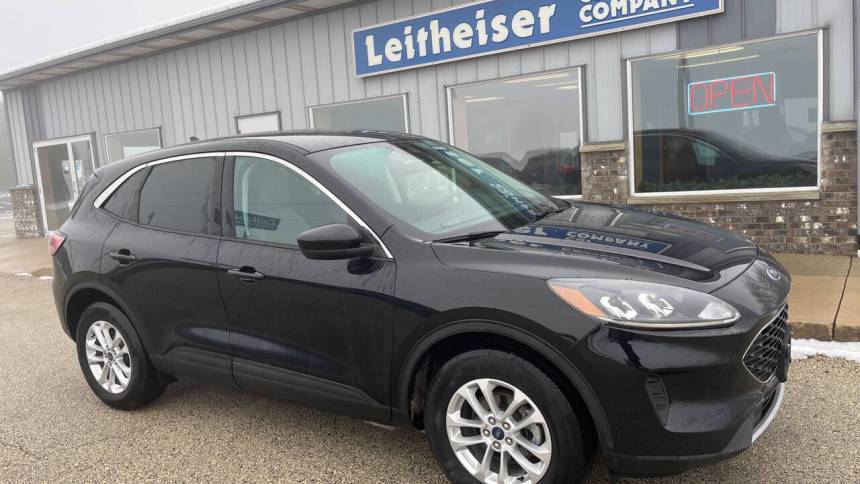 2021 Ford Escape SE Hybrid — SUV — 31,750 mi — West Bend, WI