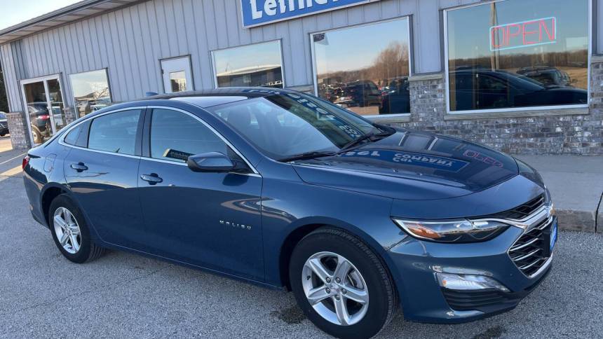 2024 Chevrolet Malibu LT — Sedan — 15,000 mi — West Bend, WI